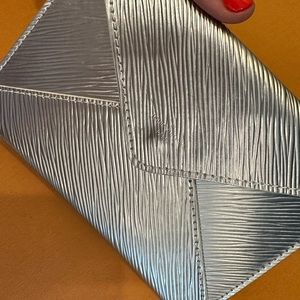 Louis Vuitton silver Epi Leather Invitation Envelope Clutch